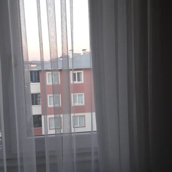 Kalitesiz Perdeler ve Yetersiz Müşteri Hizmetleri