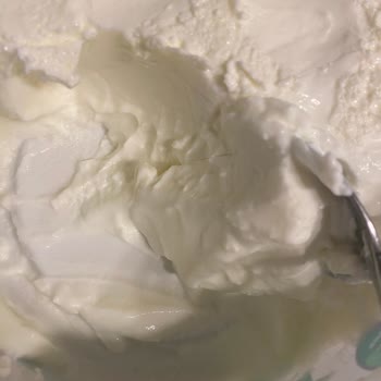 Tire Yoğurdun İçinden Çıkan Kıl Şoku!