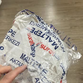 Kargo Kayboldu, İlgisizlik Zirvede