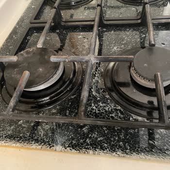 Arçelik Cam Ocak Patladı: Güvenlik Endişesi