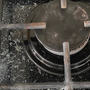 Arçelik Cam Ocak Patladı: Güvenlik Endişesi