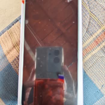 Xiaomi Redmi Note 13 Telefonumun Ekran Sorunları ve Servis Mağduriyeti