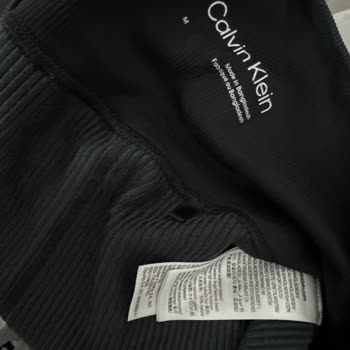 Calvin Klein Tayt ve Şortta Kalite Sorunu