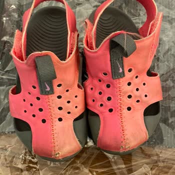 Boyner'den Alınan Nike Bebek Sandaletin Hızla Deforme Olması