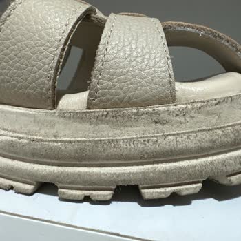 Derimod Sandalet Hayal Kırıklığı