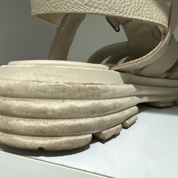 Derimod Sandalet Hayal Kırıklığı