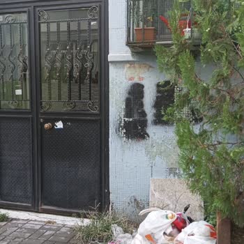 Belediyeden Çözüm Bekleyen Çöp ve Park Sorunu