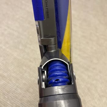 Dyson V15 Detect Süpürgenin Sürekli Patlayan Lazer Başlık Sorunu