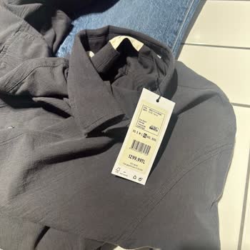 Mavi Gömlekte Renk Solması ve Kalite Sorunu