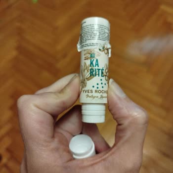 Yves Rocher Bozuk Hediye Ürün Ve İlgisiz Müşteri Hizmeti