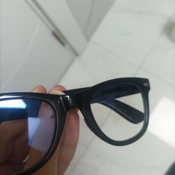 Falan Eyewear'dan Defolu Ürün ve İlgisizlik