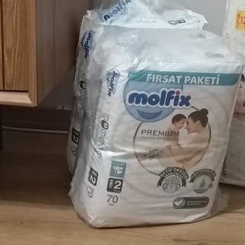 Plastik Kokulu Molfix Bezleri: Sağlık Riski mi?