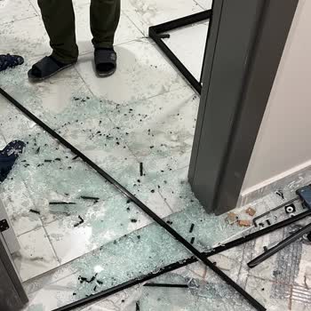 Patlayan Camlar ve Yetersiz Müşteri Hizmeti