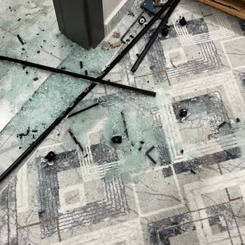 Patlayan Camlar ve Yetersiz Müşteri Hizmeti