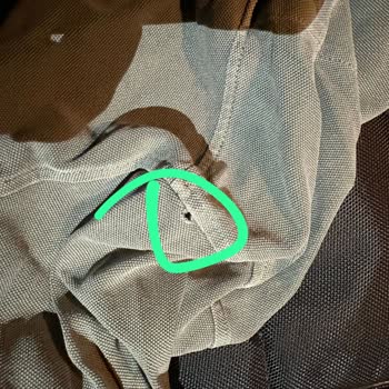 Lufian Tshirt: Renk Atması ve Delikler Görmezden Gelindi!