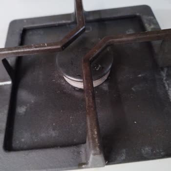 Arçelik Set Üstü Ocak Fiyaskosu: Paslanma ve Yanma Sorunları