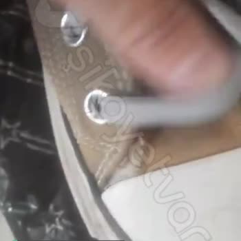 Converse Ayakkabıda Solma Ve Sökük