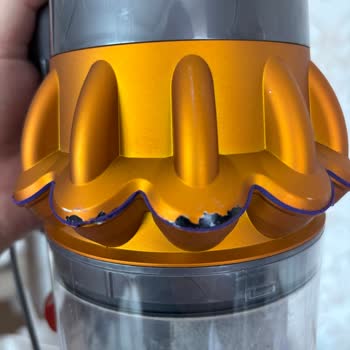 Dyson Süpürgede Boya ve Süet Sorunları