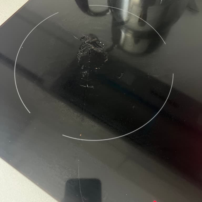 Ankastre Ocak Patlaması ve Servis Ücreti Sorunu