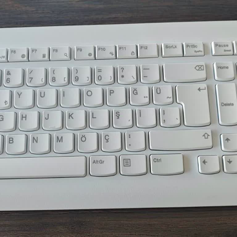 Yeni Bilgisayarımın Klavyesi 2 Günde Bozuldu!