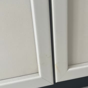 İki Ay Beklenen Dolapta Hızlı Sararma Sorunu