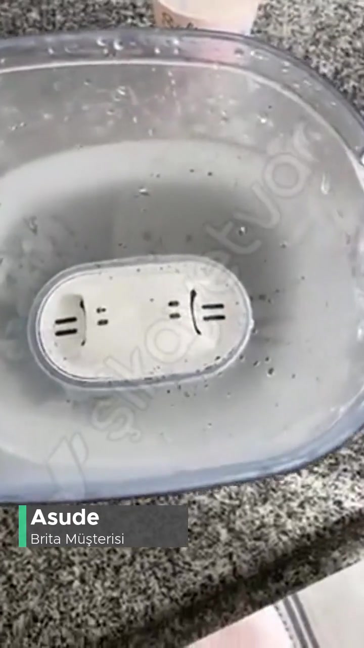 Brita Filtresi Su Doldurdukça Kum Çıkıyor videonun kapak resmi