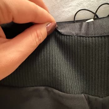 Kullanılmış ve Hasarlı Ürün Gönderimi: İpekyol'un Müşteri Memnuniyetsizliği