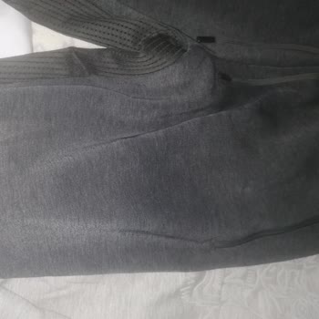 Boya Atması Olan Üründe Sorumluluğu Kargoya Yıkan Firma