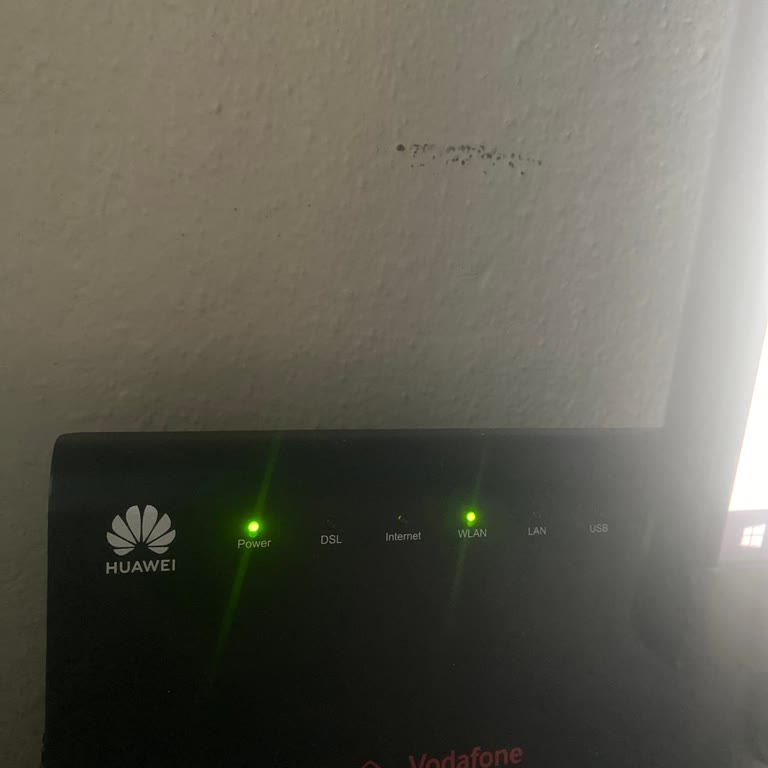 Sürekli İnternet Kesintileri ve Yetersiz Müşteri Hizmetleri