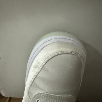 Ayakkabıda Üretim Hatası ve Firma İlgisizliği