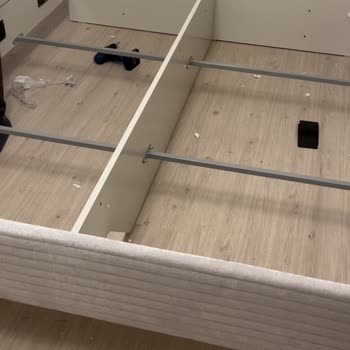 Bellona Yatak Odası Kurulumunda Eksik Parça Ve Personel Sorunu