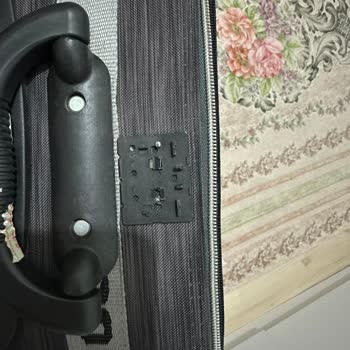Hasarlı Valiz ve Uzun Bekleme Süresi Mağduriyeti
