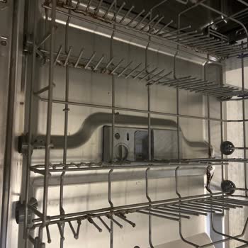 Franke Bulaşık Makinesinde Paslanan ve Dağılan Sepetler: Hayal Kırıklığı