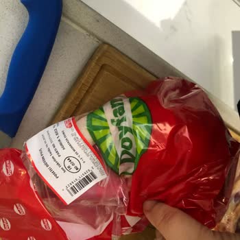 A101'den Aldığımız Tavuk Yine Kötü Çıktı, İçinden Tuhaf Madde Çıktı