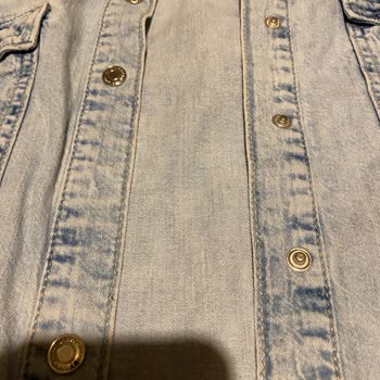Mavi Jeans Gömlekte Düğme Sorunu ve Yedek Parça Eksikliği
