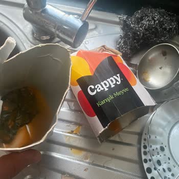 Cappy Meyve Suyundan Çıkan Pislikler Şok Ediyor