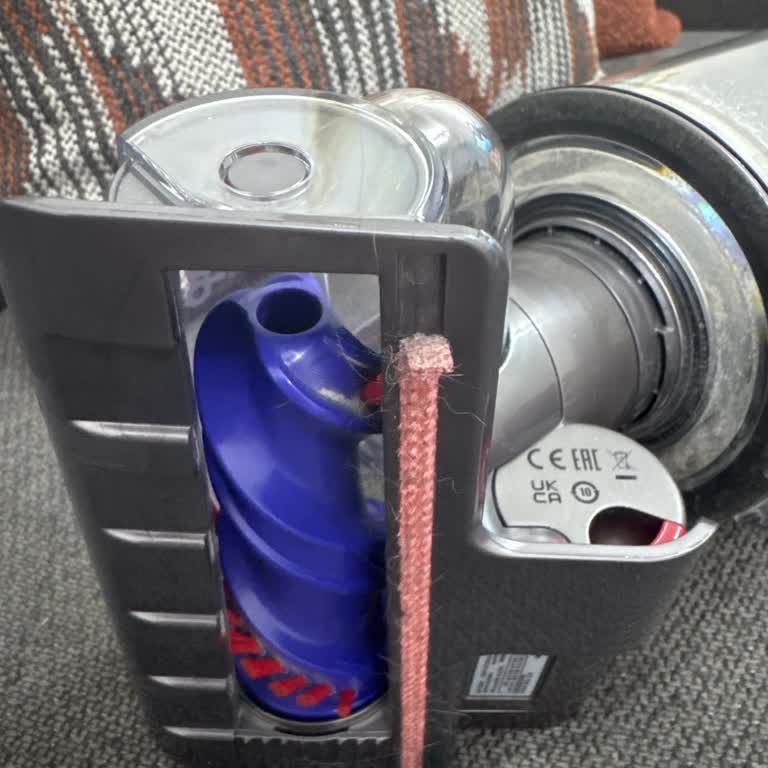 Dyson V15 Başlığının Dayanıklılığı Hayal Kırıklığı Yarattı