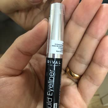 Anormal İncelikte Eyeliner Fırçası Sorunu