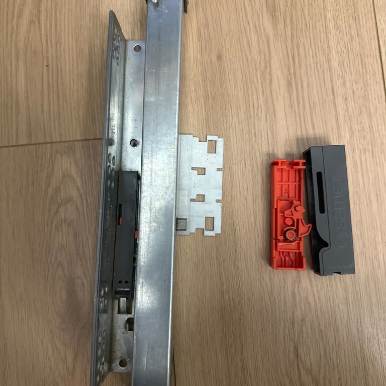 Bozulan Bas-Aç Mekanizması İçin Yedek Parça Arayışı