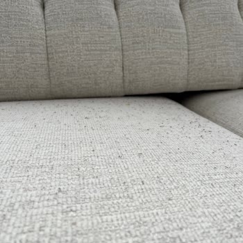 Kısa Sürede Tiftiklenen Koltuk ve Yetersiz Servis Hizmeti