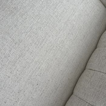 Kısa Sürede Tiftiklenen Koltuk ve Yetersiz Servis Hizmeti