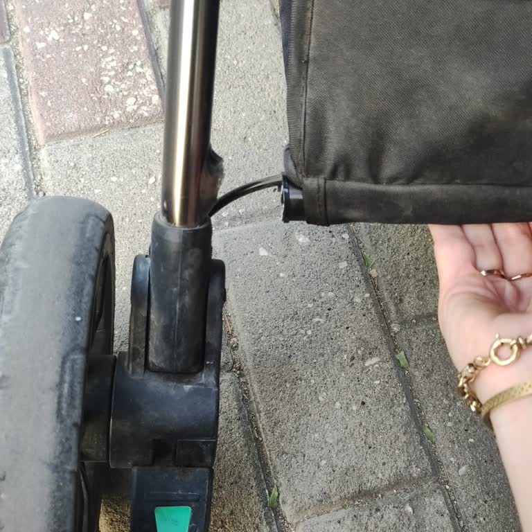 Hamilton Bebek Arabası: Güvenilmez Garanti ve Mağduriyet