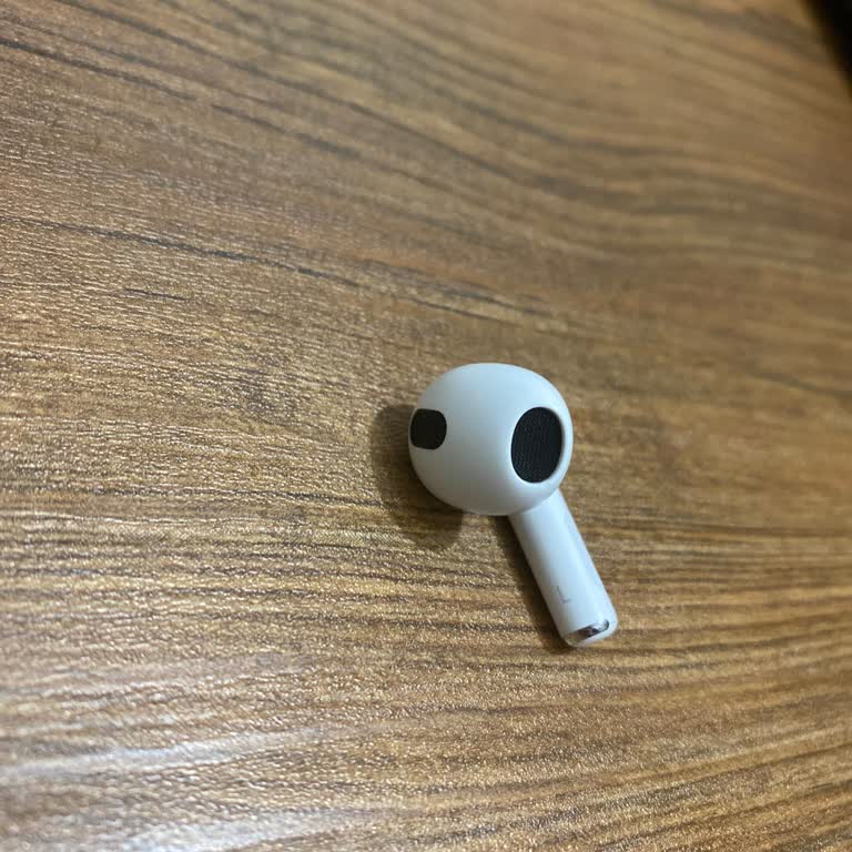 Airpods 3. Nesil Kulaklık Sorunu ve Teknik Servis Memnuniyetsizliği