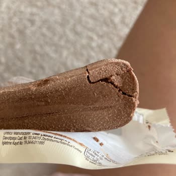 Küflü Çikolata Skandalı: Ülker'den Hayal Kırıklığı