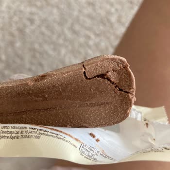 Küflü Çikolata Skandalı: Ülker'den Hayal Kırıklığı