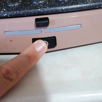 Emsan Tost Makinesi: Kısa Sürede Hayal Kırıklığı