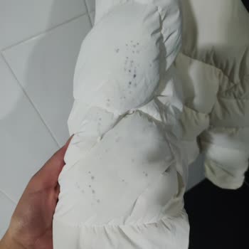 Mavi Montta Beklenmedik Lekeler: Kalite Sorunu mu?