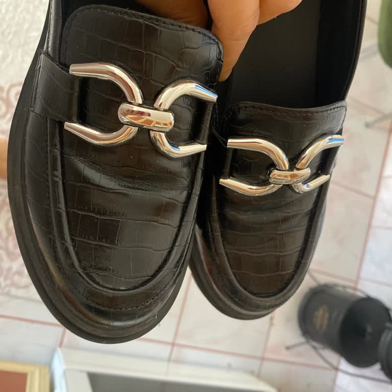 Kalitesiz Ayakkabı: Deichmann Hayal Kırıklığı