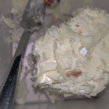 Pasta Siparişinde Yumurta Kabuğu Sorunu