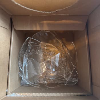 Kırık Ürün Teslimatı ve Yetersiz Müşteri Hizmeti